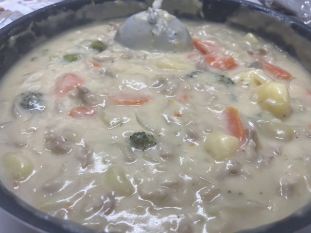 ★今日のお昼ご飯は手作りシチュー★