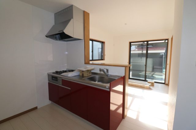 ココル・ペルレ　白楽町リノベーション戸建【賃貸】登場